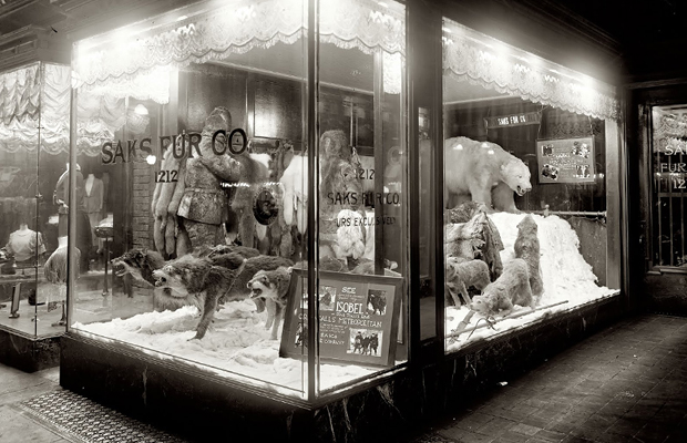 Витрина Saks Fifth Avenue, 1920-е